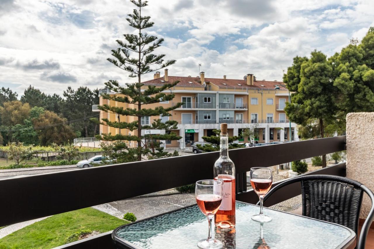 Hotel Colmeia Monte Real Bagian luar foto