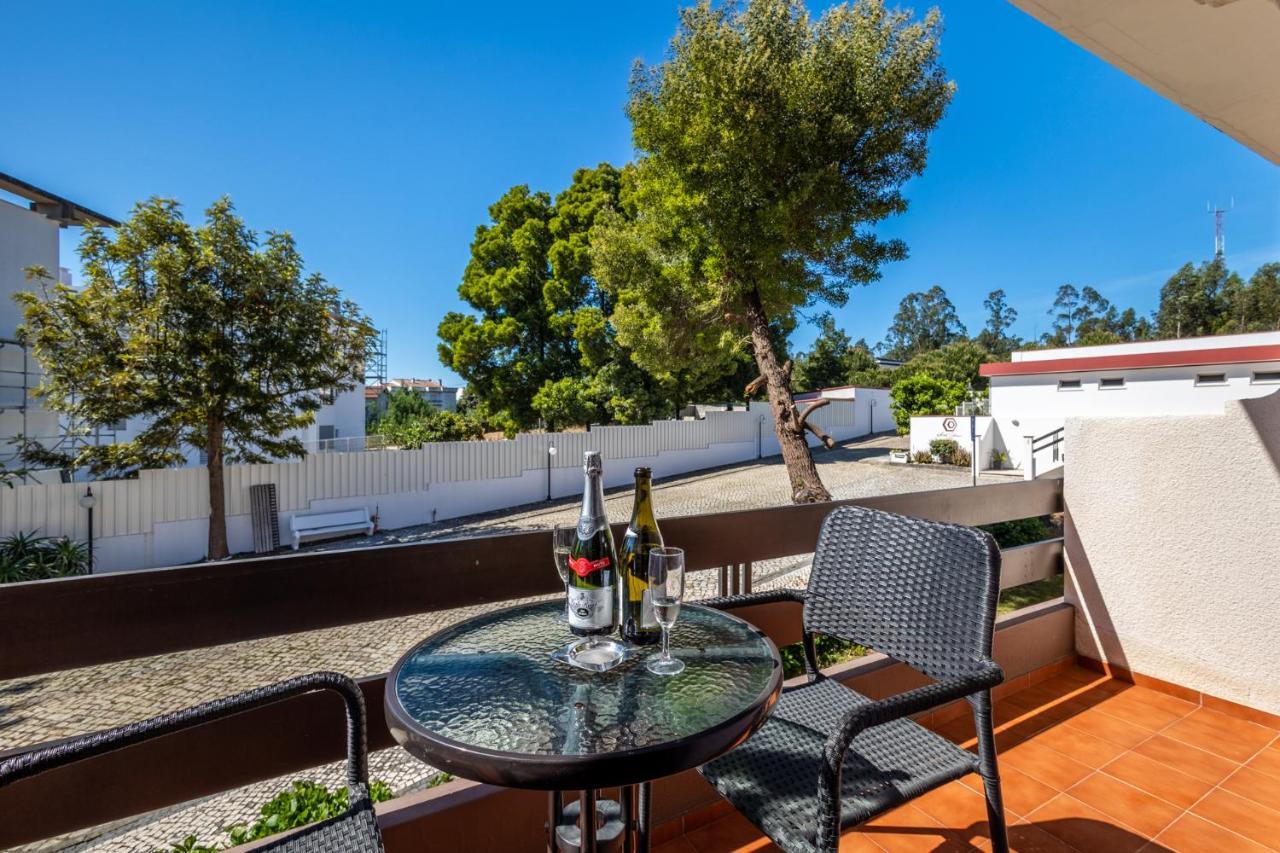 Hotel Colmeia Monte Real Bagian luar foto