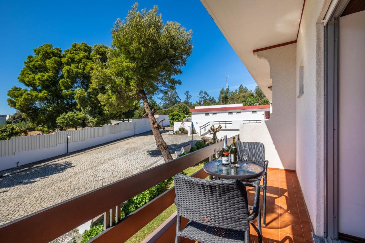Hotel Colmeia Monte Real Bagian luar foto