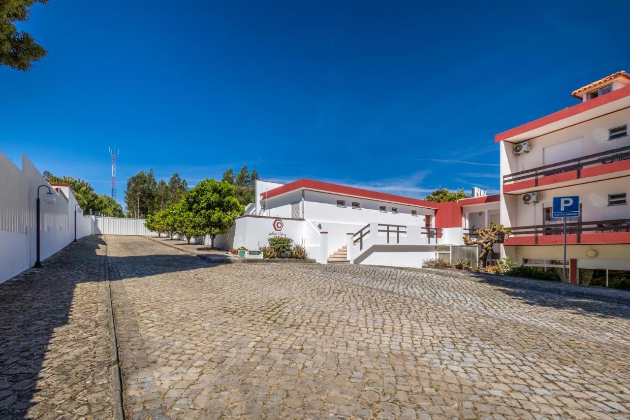 Hotel Colmeia Monte Real Bagian luar foto